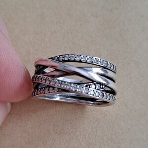 Pandora sparkling and polished lines ring